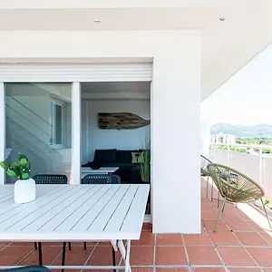 vista-roses-mar-apartamento-con-piscina-ii.catalonia-hotels.com/